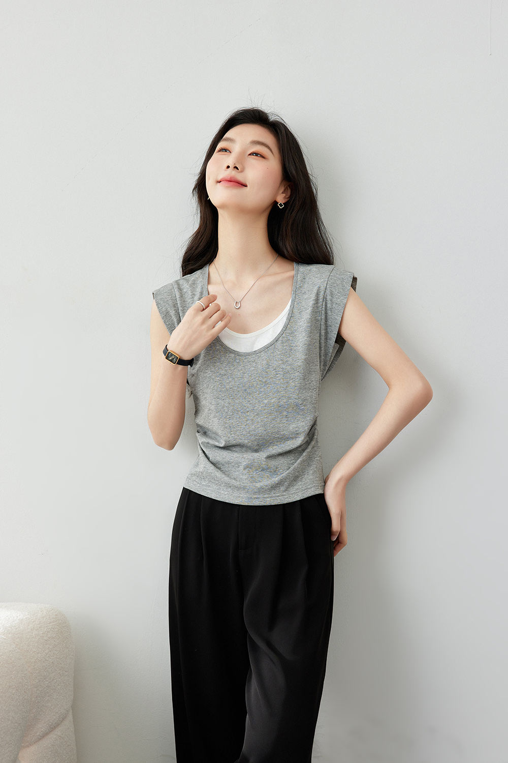 Fake Two-Piece Contrasting Color T-Shirts