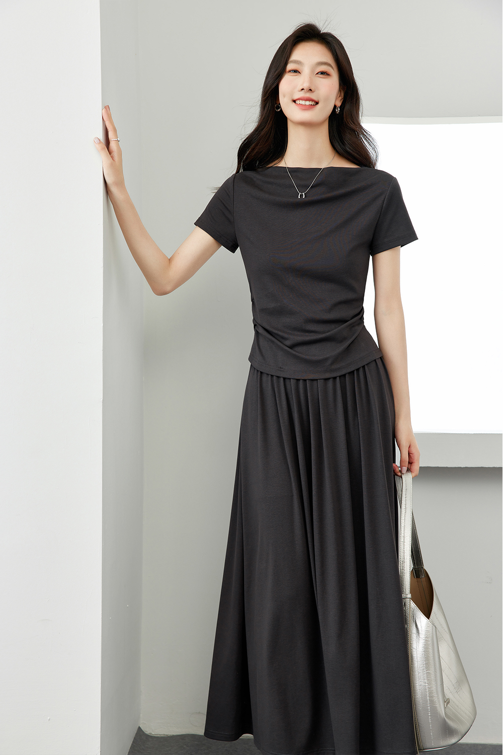 Simple And Light Knitted Suit