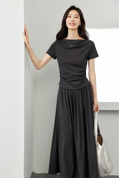 Simple And Light Knitted Suit