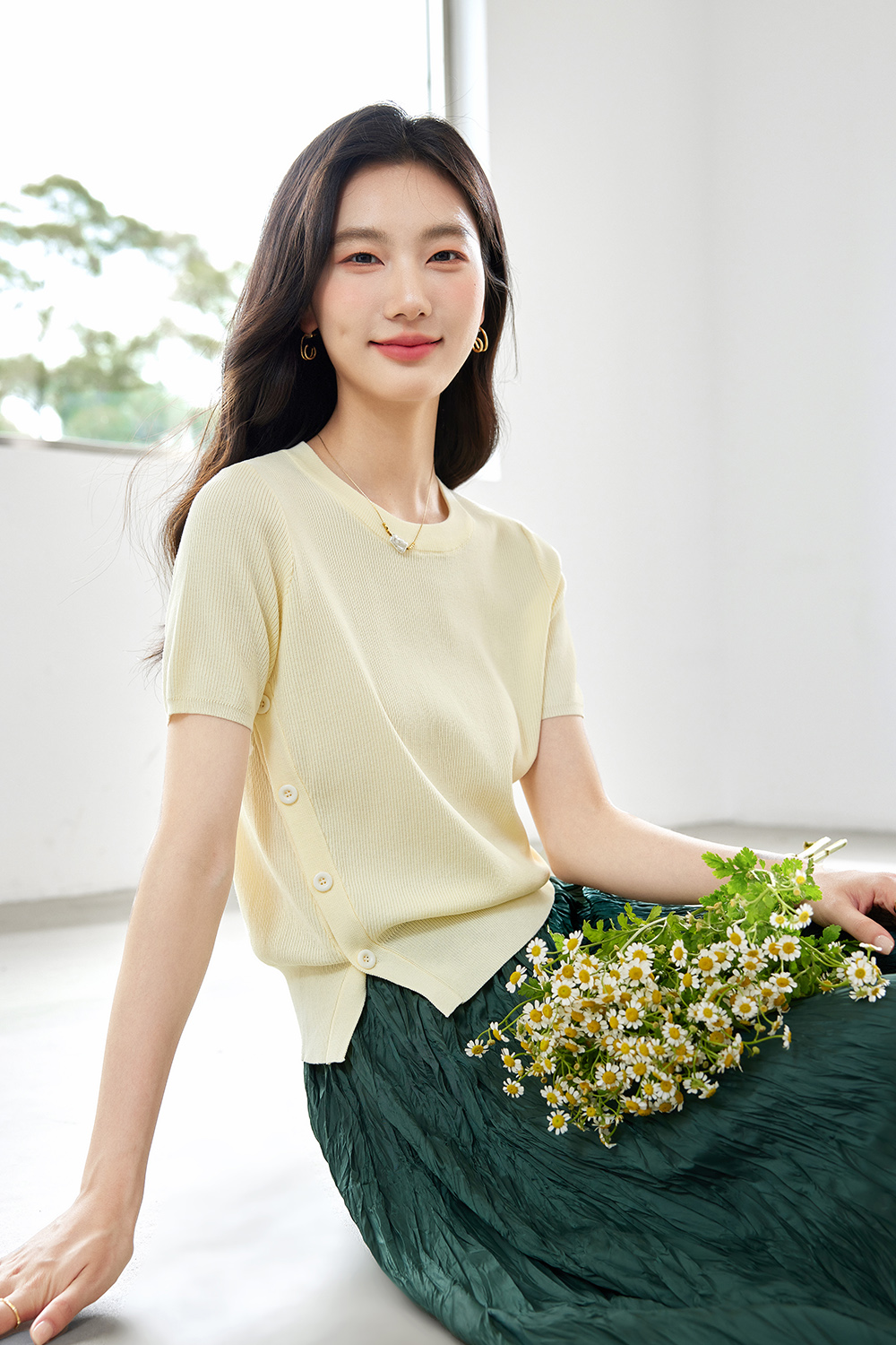 Lightweight Split-Slit Sweater