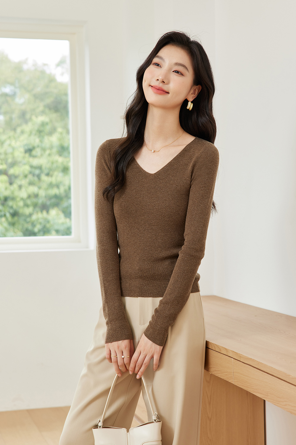Casual And Versatile Base Sweater