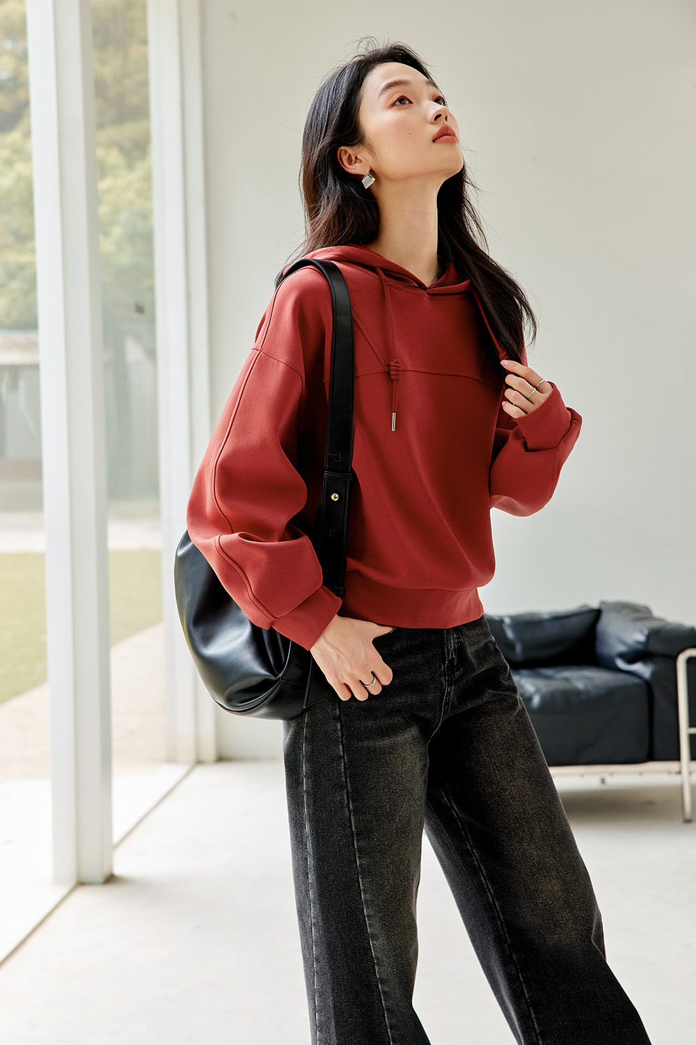 Fashionable Casual Silhouette Sweatshirt