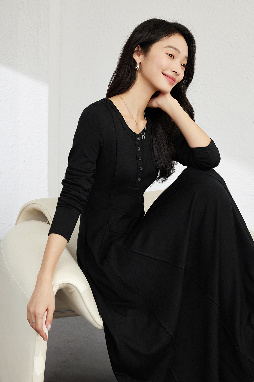 Elegant And Versatile Dress