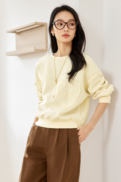 Heart Patch Embroidery Sweatshirt