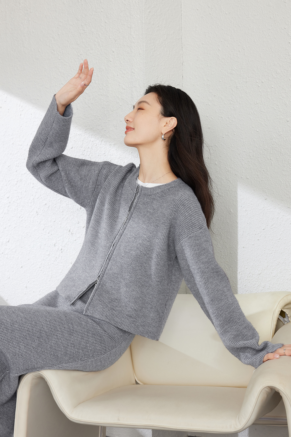 Simple And Relaxed Knitted Suit