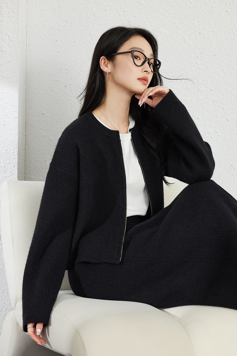 Simple And Relaxed Knitted Suit