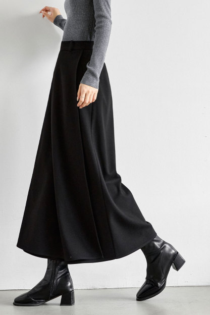 Irregular loose culottes