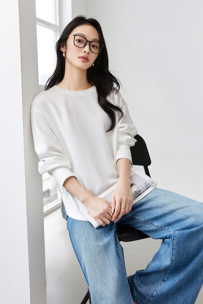 High-cotton Cloud - like T-shirt