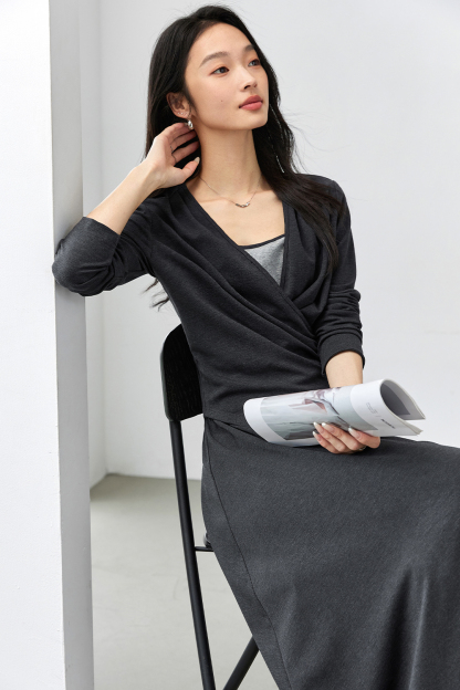 Fake Two-Piece V-Neck Suit