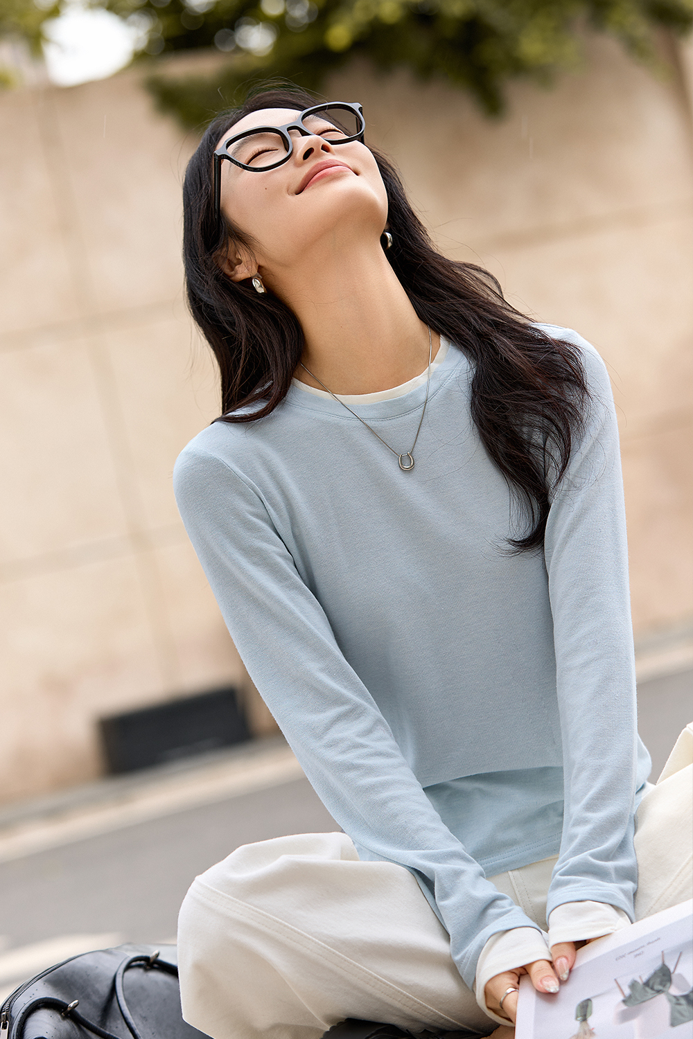 Contrast Color Round Neck T-Shirt-VIMLYSTORE