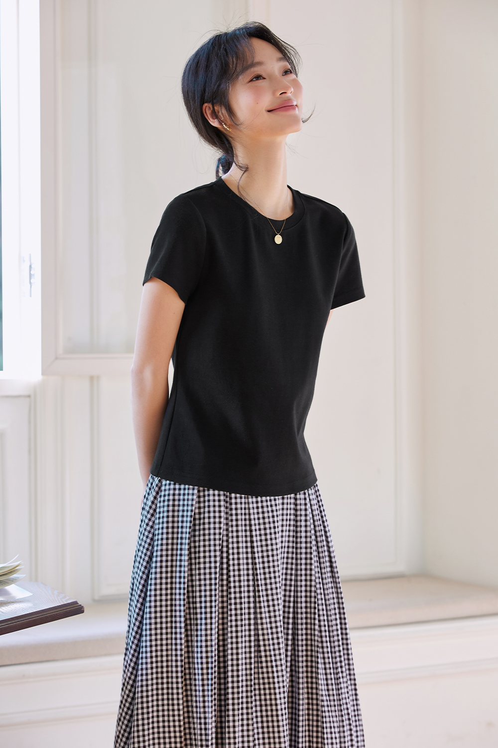 Modern Casual White T-Shirt-VIMLYSTORE