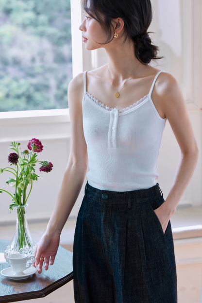 Lace Knitted Suspenders