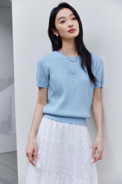 Flower Embroidered Loose Sweater