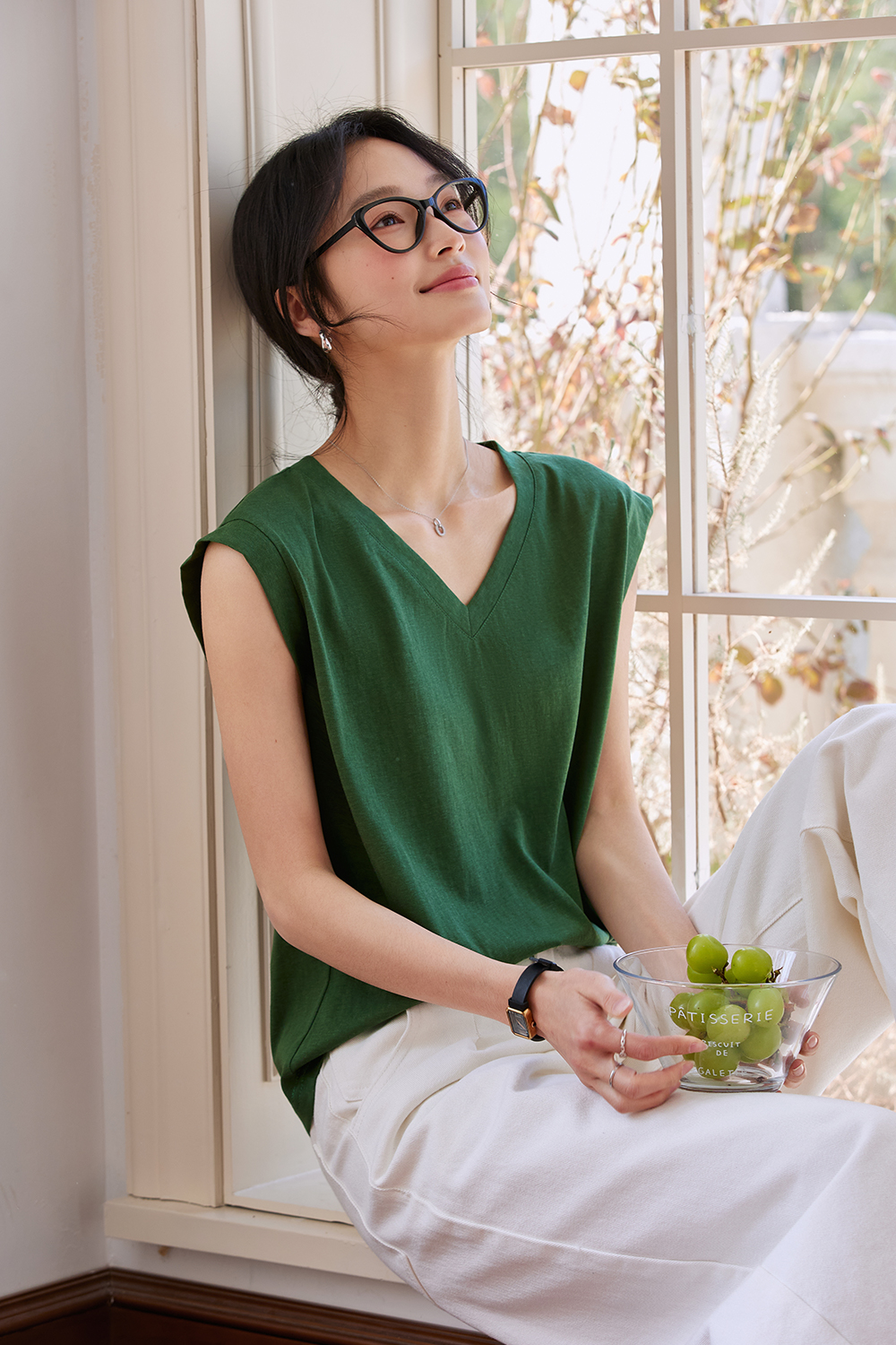 Snowflake Texture V-Neck Straight T-Shirt
