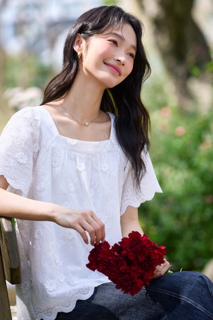 100% Cotton 3D Flower Shirt