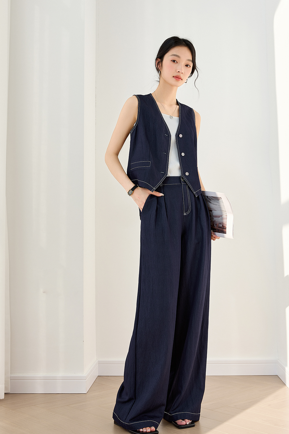 Exposed Stitching Casual Suit