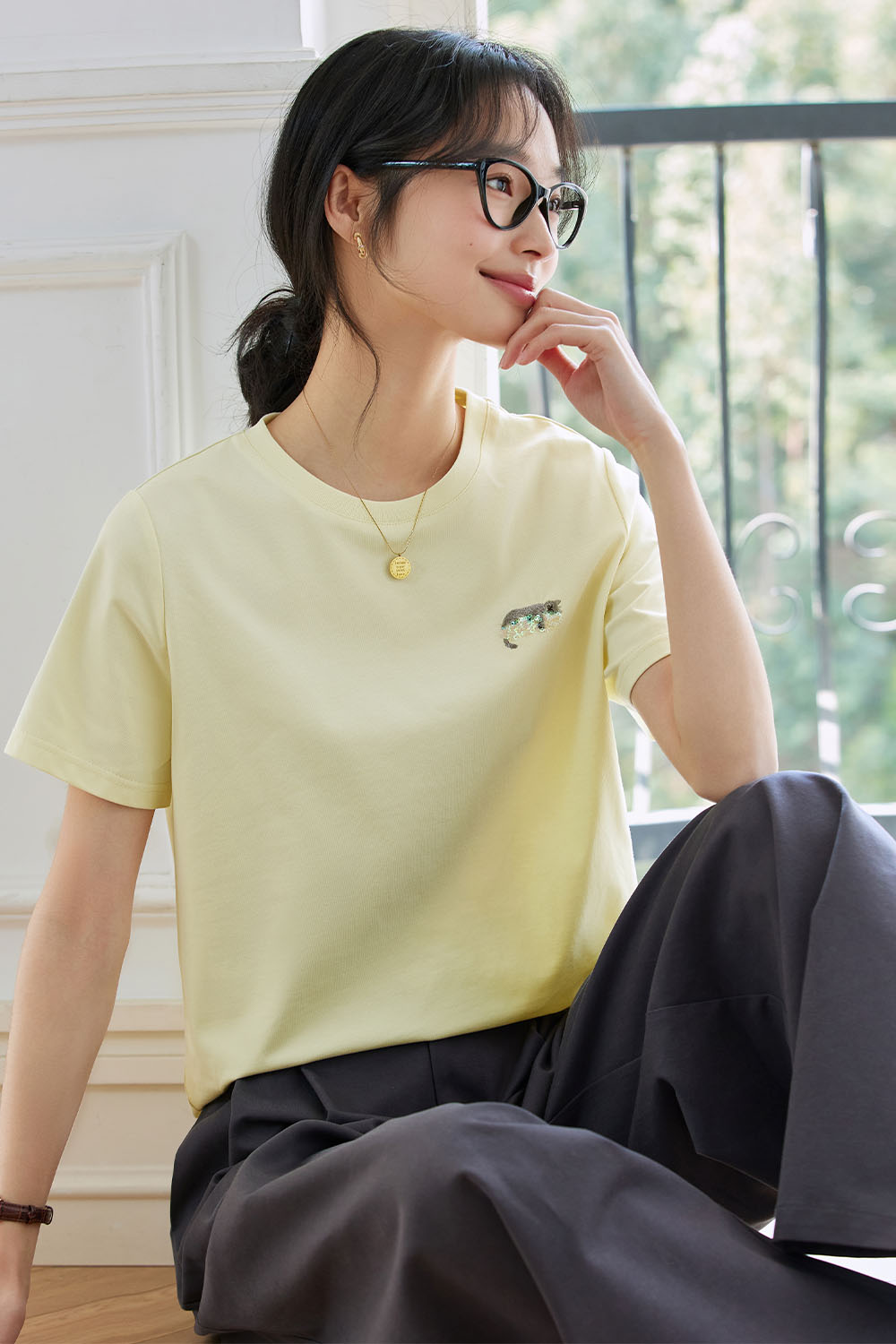 Kitten Sequin Embroidered Straight T-Shirt