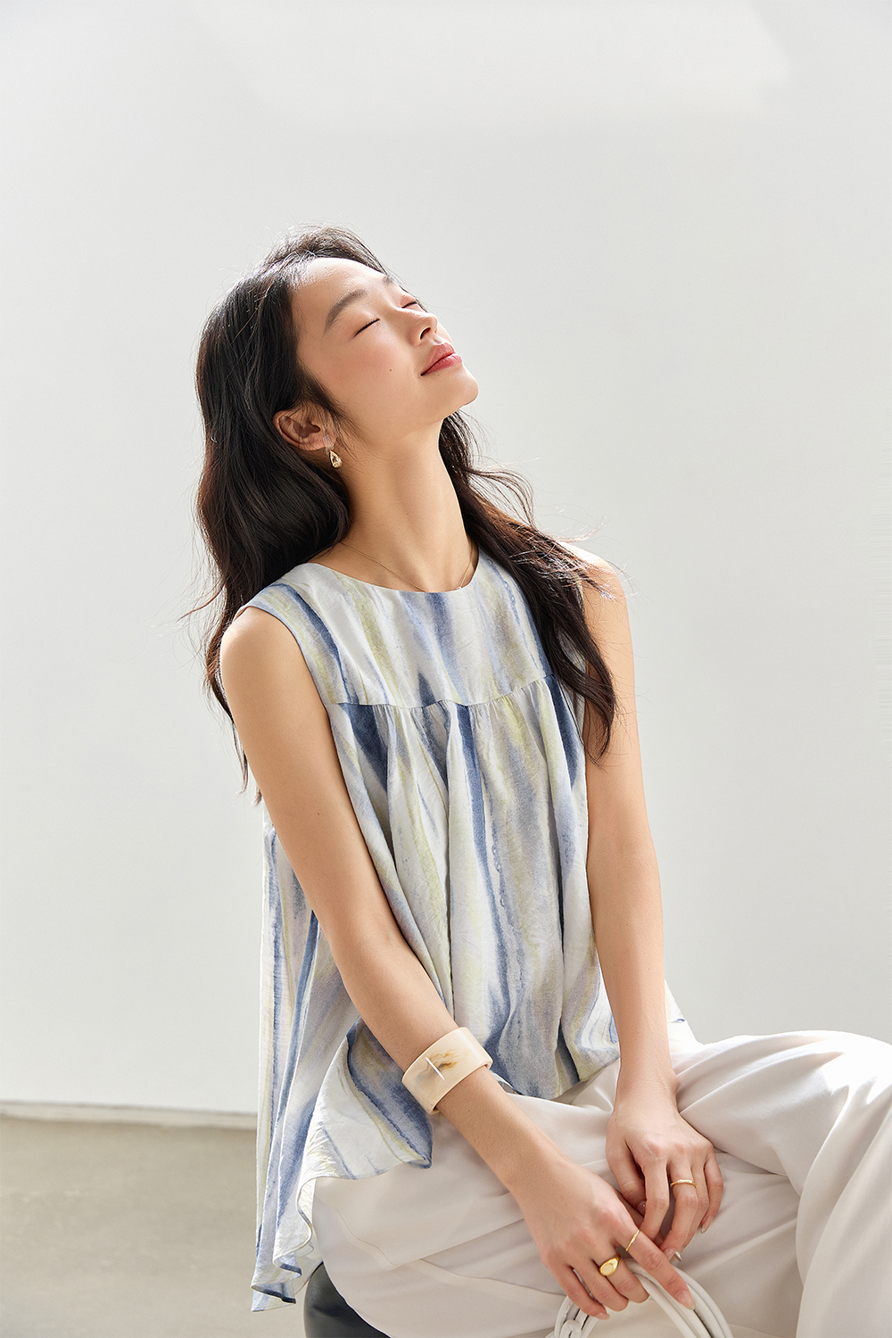 Stylish And Elegant Round Neck Shirt