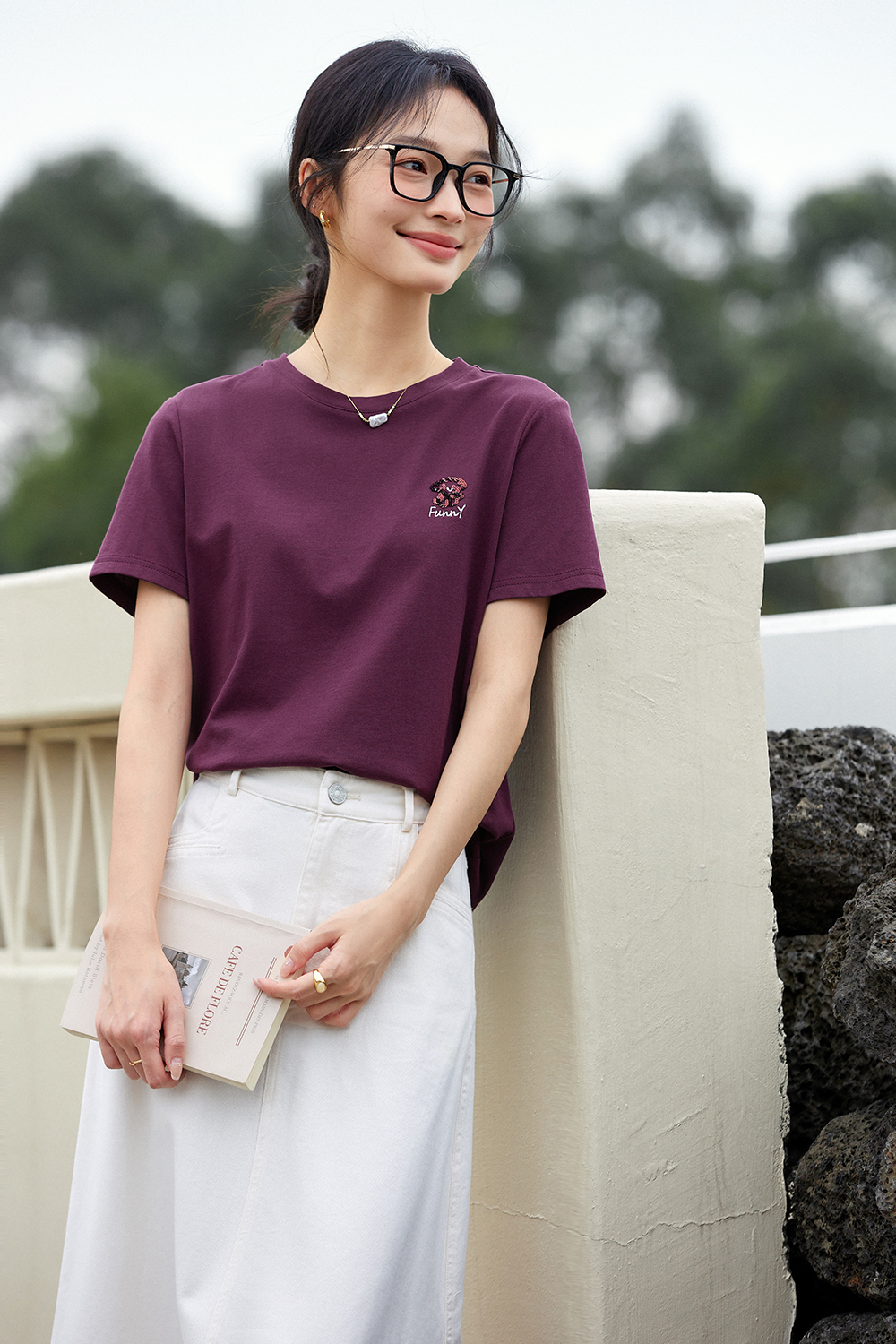 Puppy Sequin Straight T-Shirt