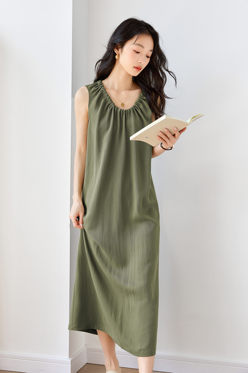 French-Inspired Sleeveless Relaxed Sundress