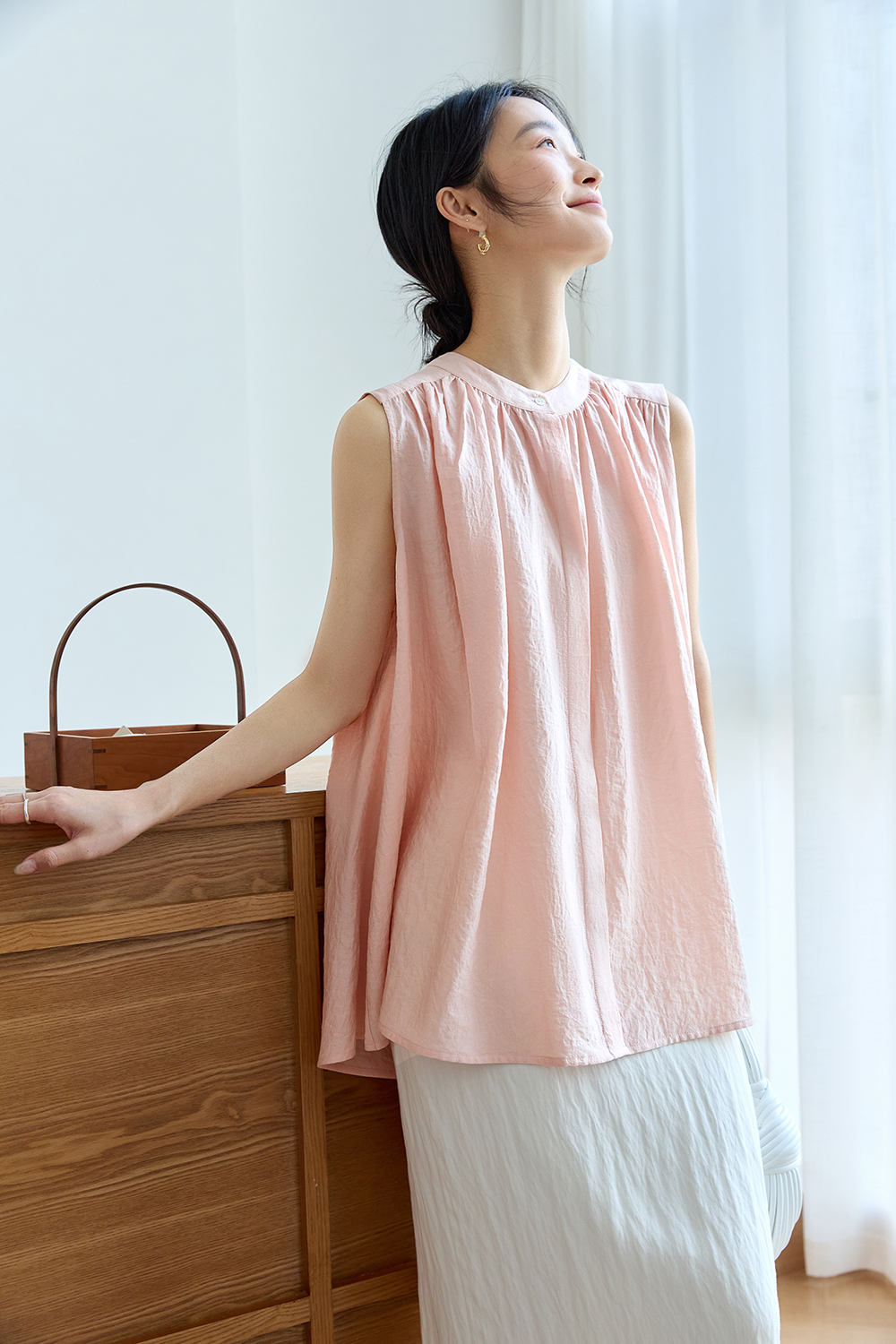 Lazy-Chic Sleeveless Oversized Shirt