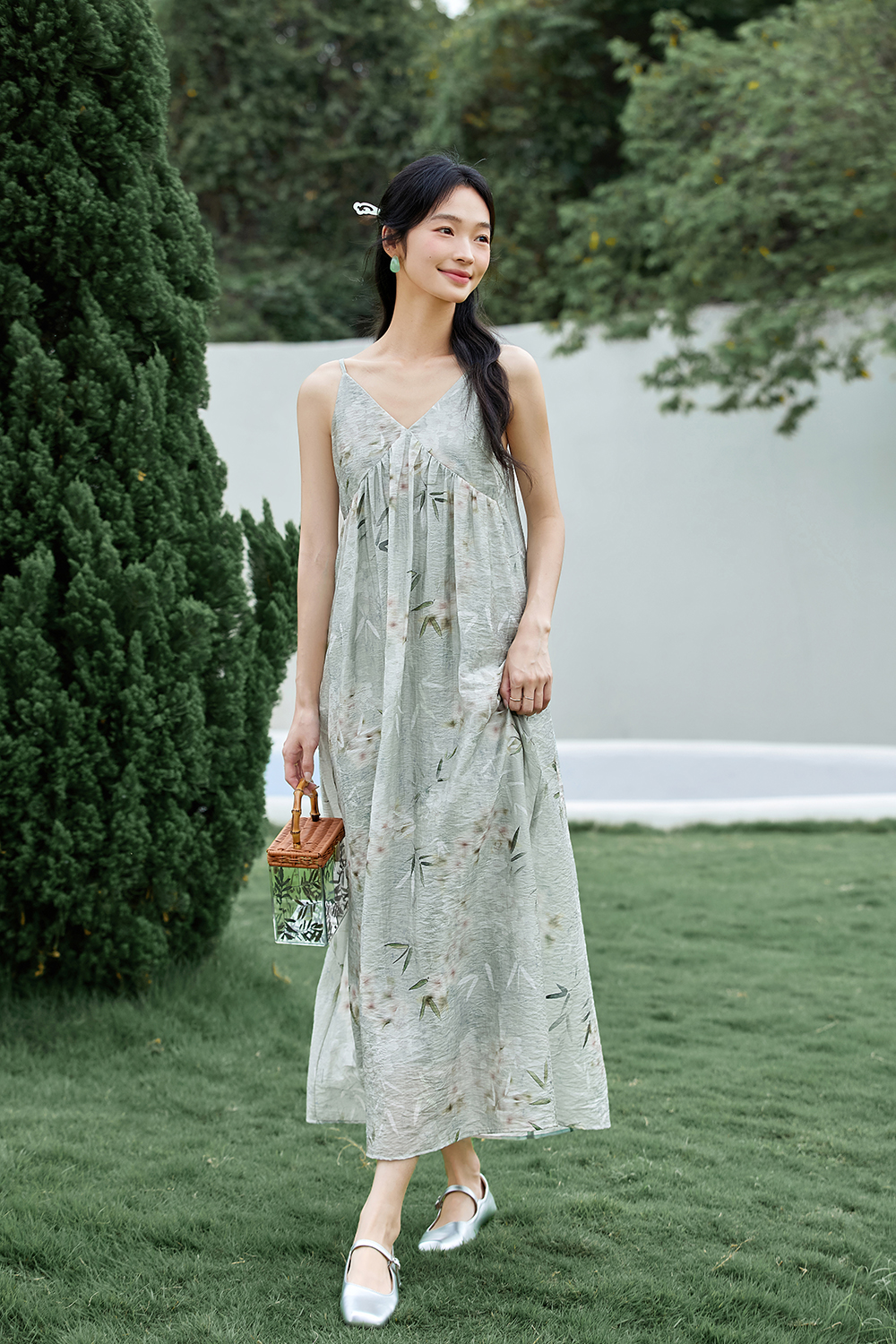 Contemporary Chinese V-Neck Lyocell Slip A-Line Maxi Dress-VIMLYSTORE