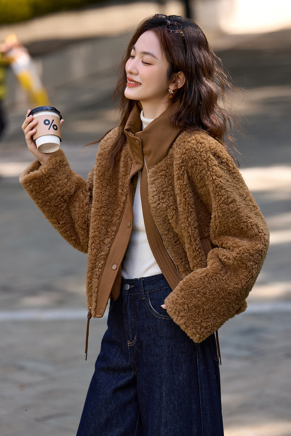 Camel retro stand - collar short - style plush coat