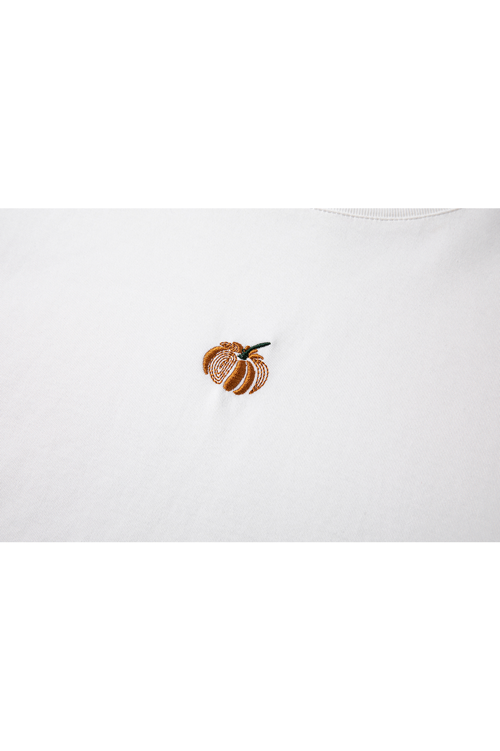Pumpkin-Embroidered Layering Crewneck-VIMLYSTORE