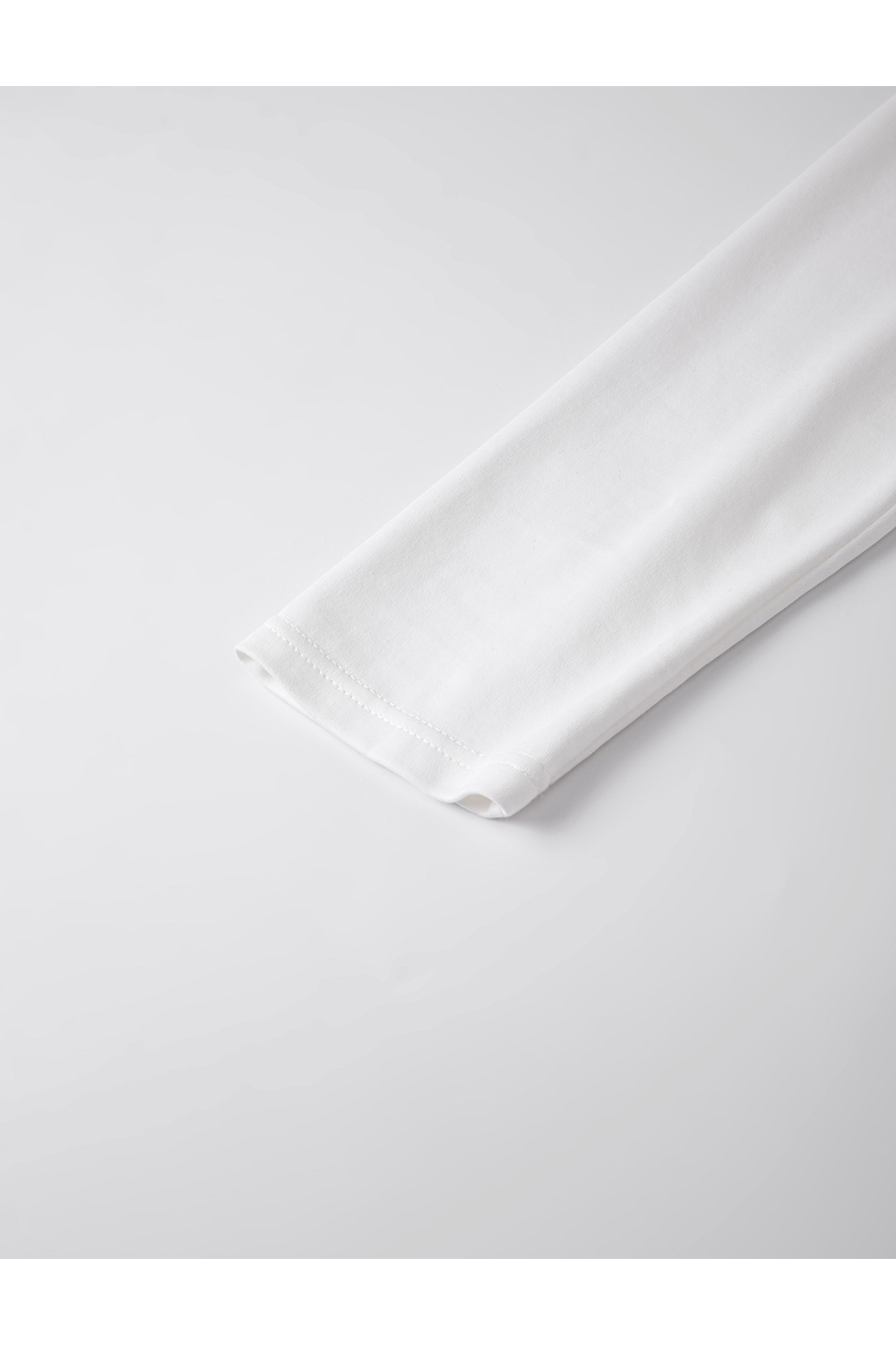 Pumpkin-Embroidered Layering Crewneck-VIMLYSTORE