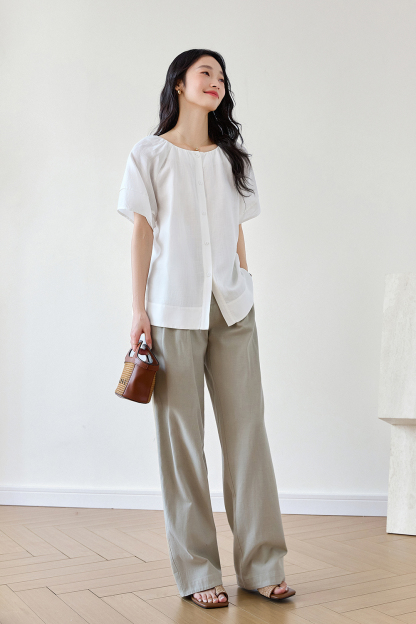 Minimalist Commute Textured Shirt with Round Neck