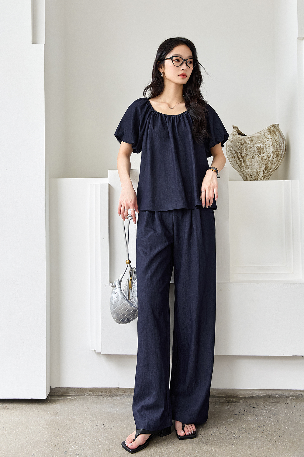 Simple-Chic Puff-Sleeve Top with High-Waist Wide-Leg Pants Set