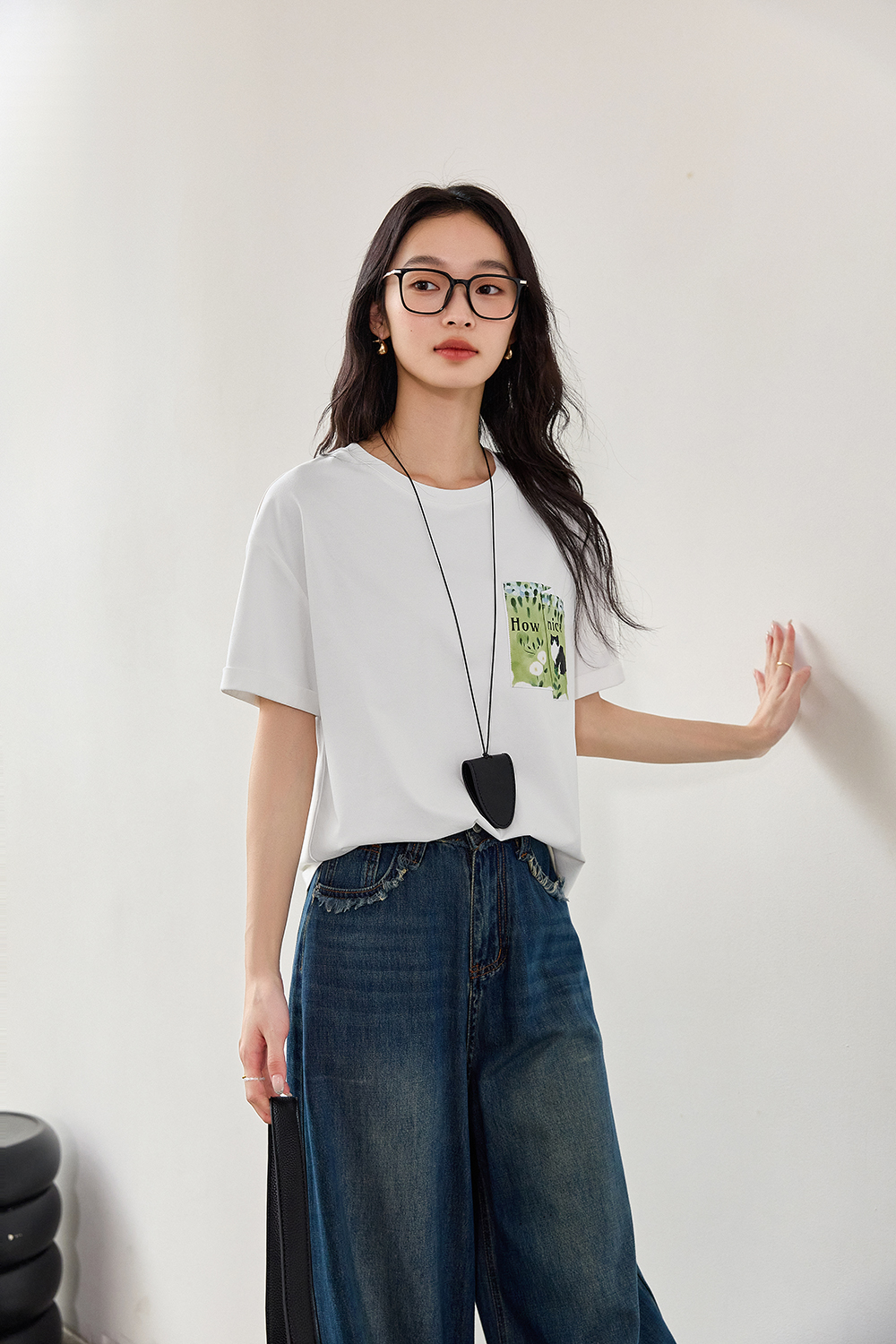 Commuter Simple Print Round Neck T-Shirt-VIMLYSTORE