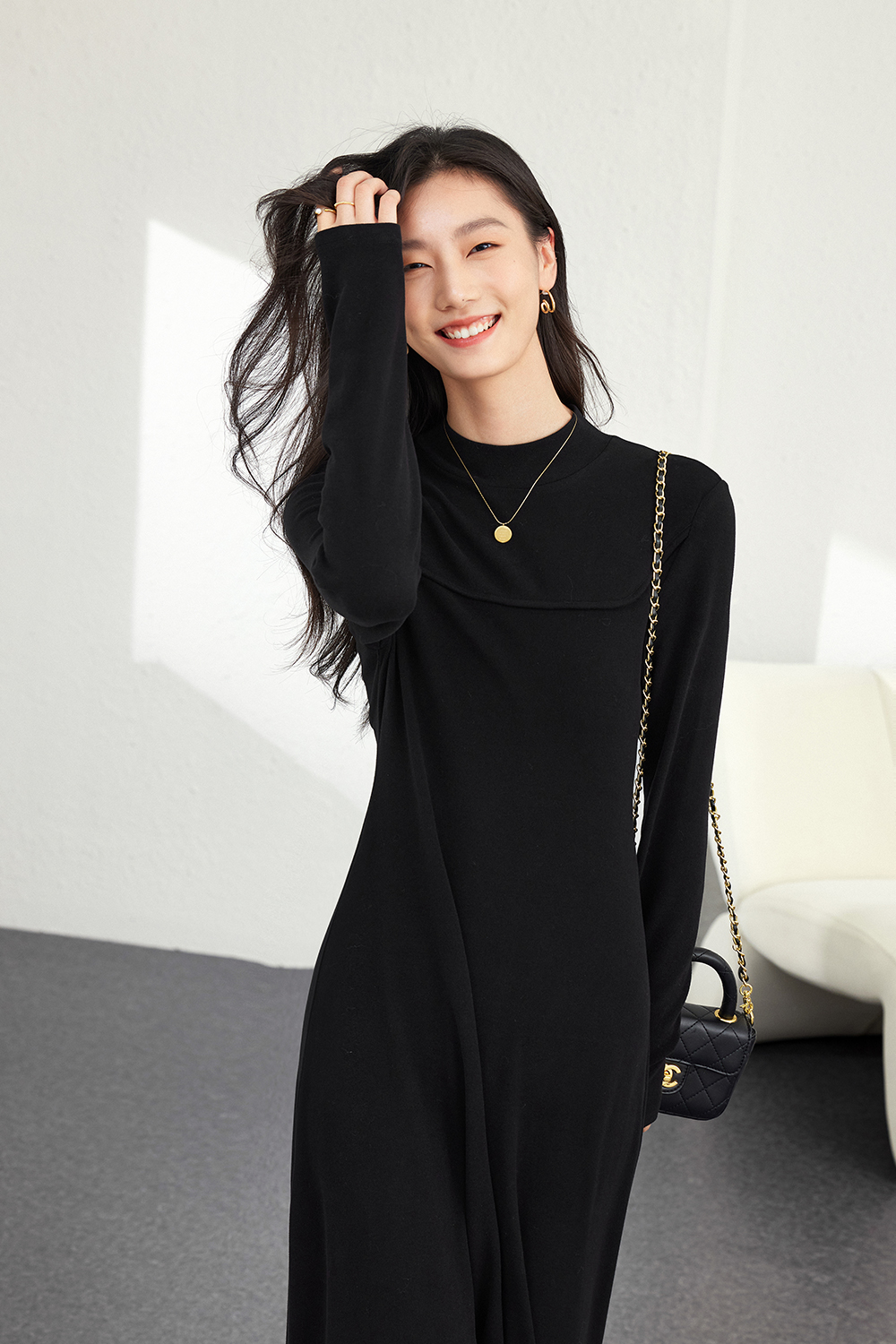 Inner waist-cinched knitted dress