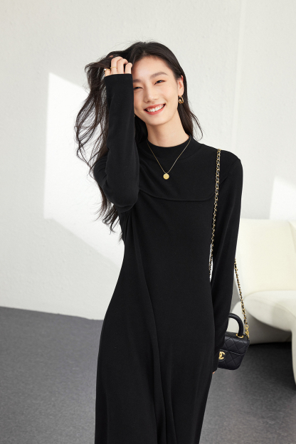 Inner waist-cinched knitted dress