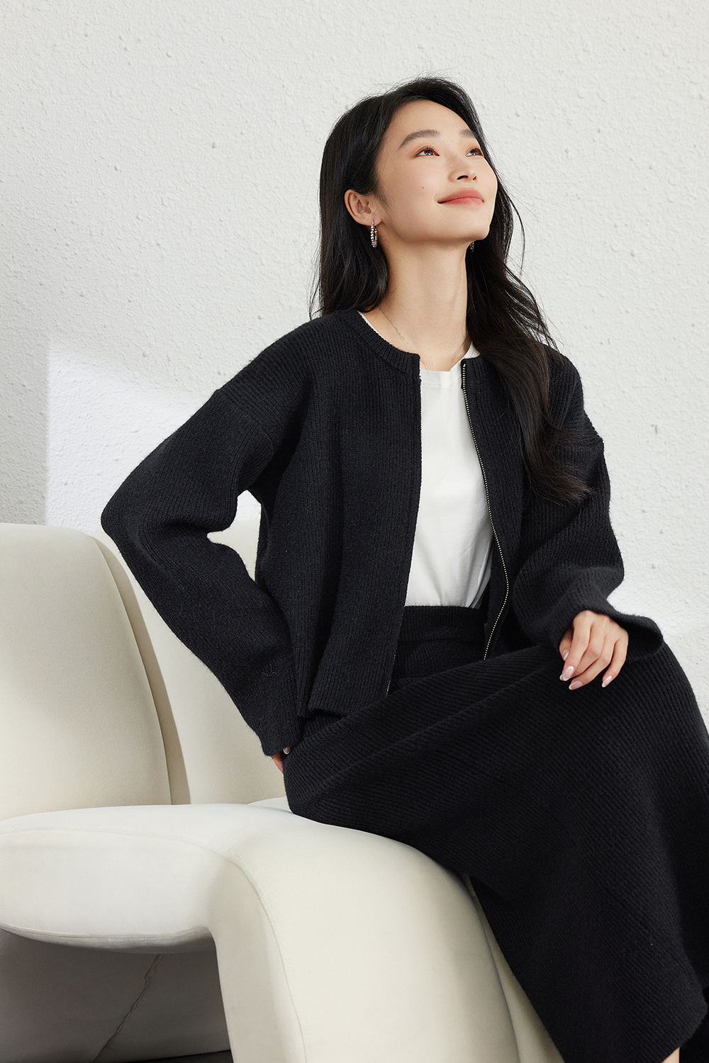 Simple And Relaxed Knitted Suit