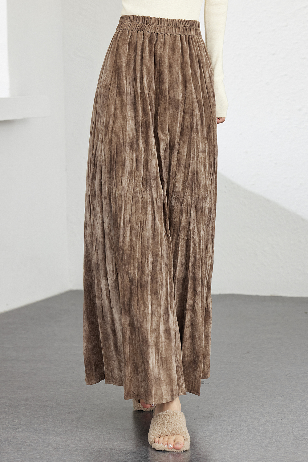 Wrinkled Velvet High-Waisted Midi Skirt-VIMLYSTORE