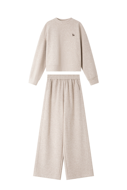 Deer embroidered sweatshirt suit