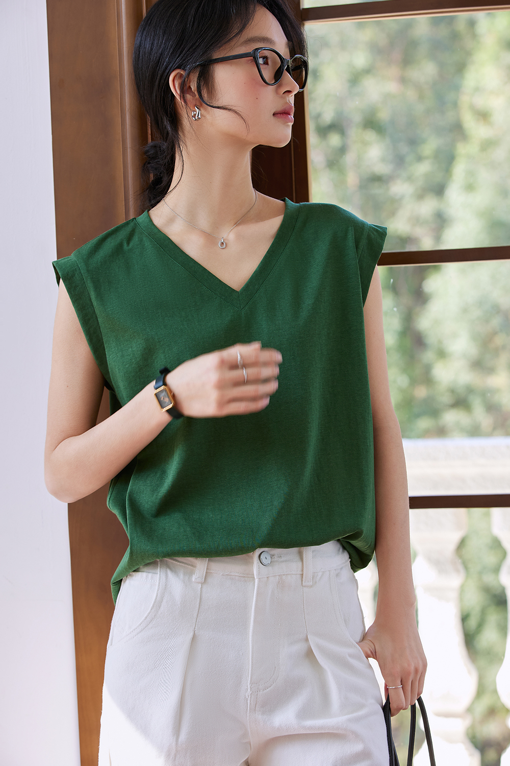 Snowflake Texture V-Neck Straight T-Shirt-VIMLYSTORE