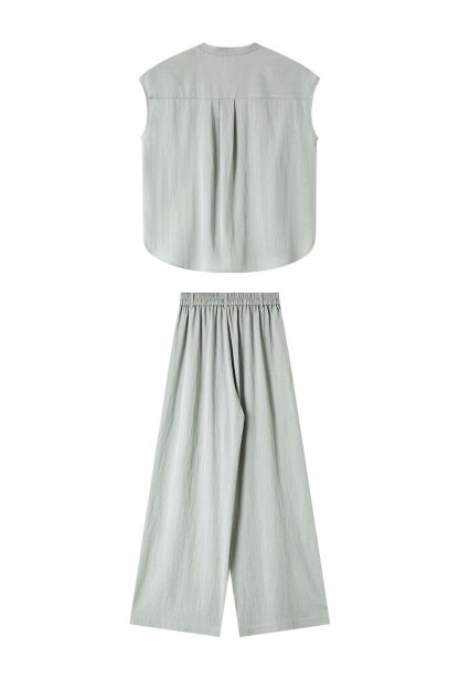 Comfortable Sleeveless Commuter Suit
