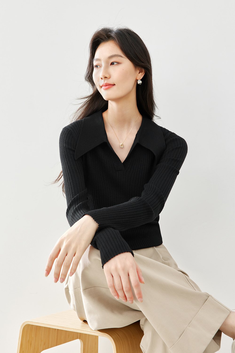 Slimming V-Neck Sweater