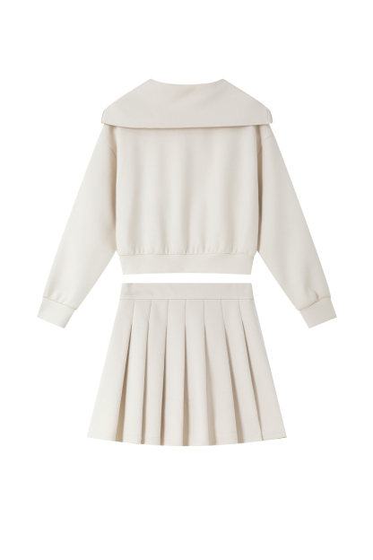 Minimalist Style Sports Set