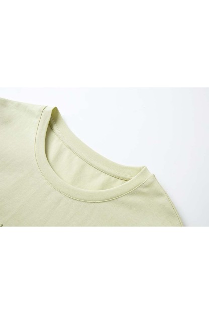 Embossed Texture Feel Embroidered T-Shirt