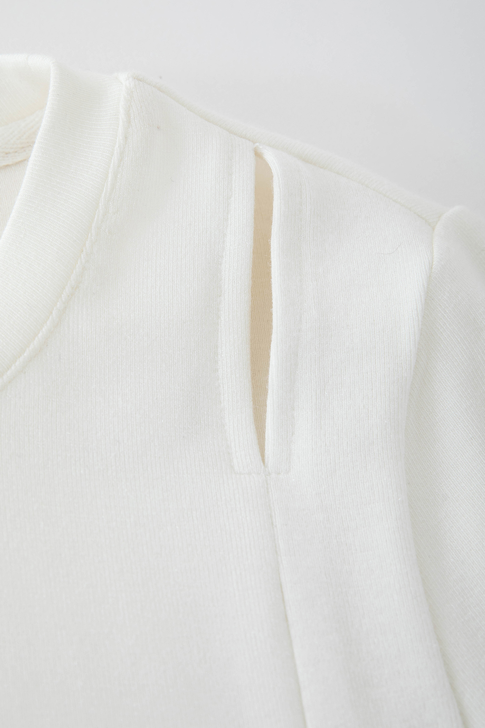 Drawstring pleated long sleeve T-shirt-VIMLYSTORE