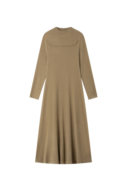 Inner waist-cinched knitted dress