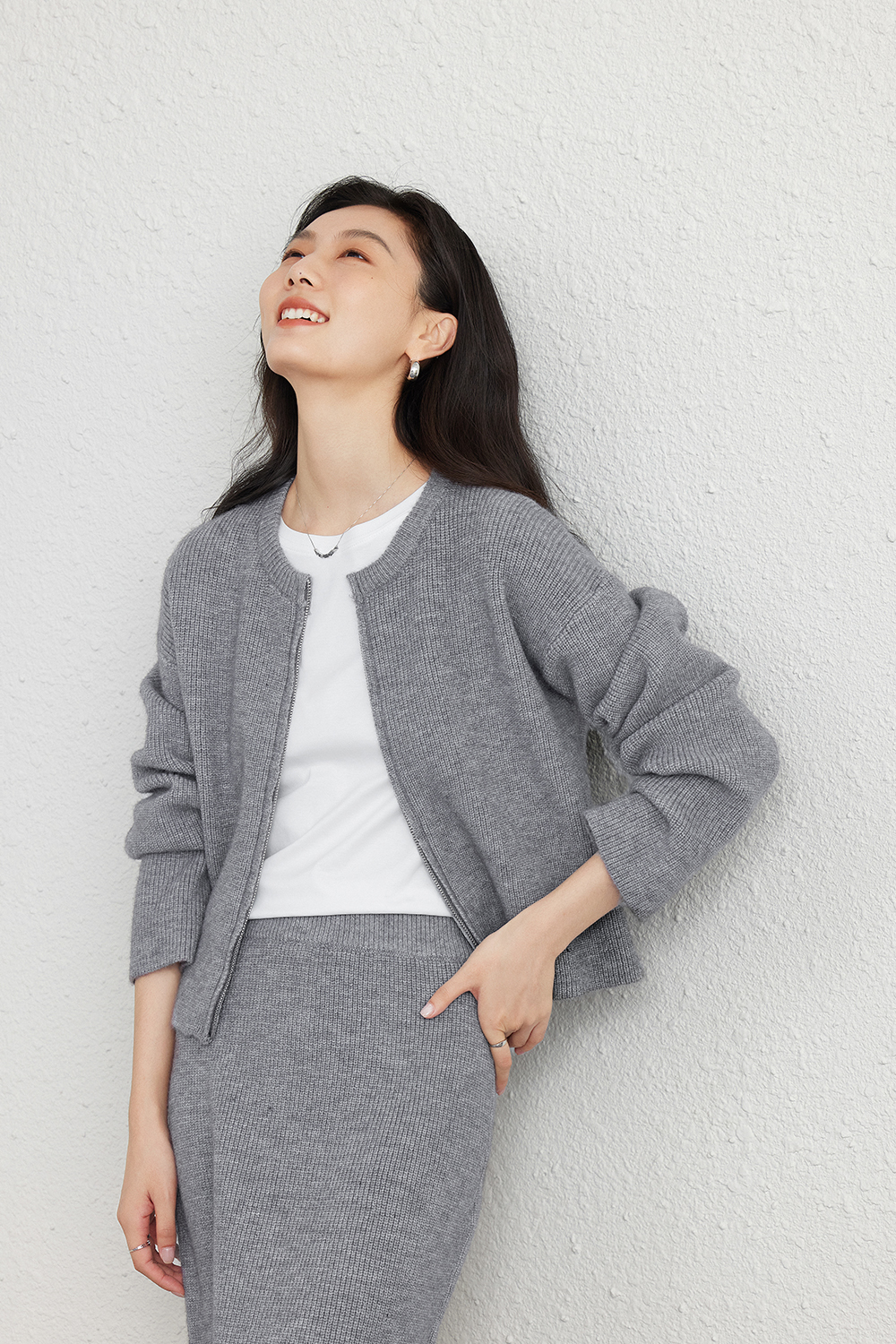 Simple And Relaxed Knitted Suit