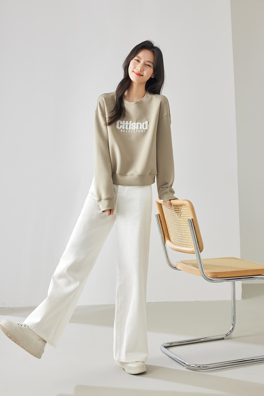 beaded embroidered sweatshirt-VIMLYSTORE