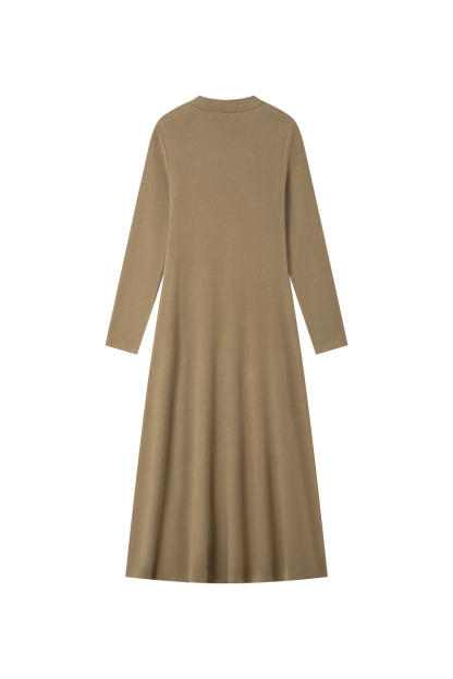 Inner waist-cinched knitted dress