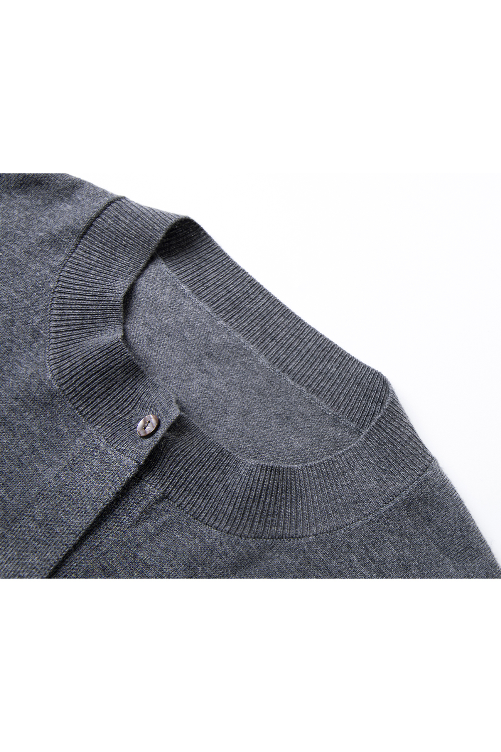 Low-Key Grey Knitted Three-Piece Suit