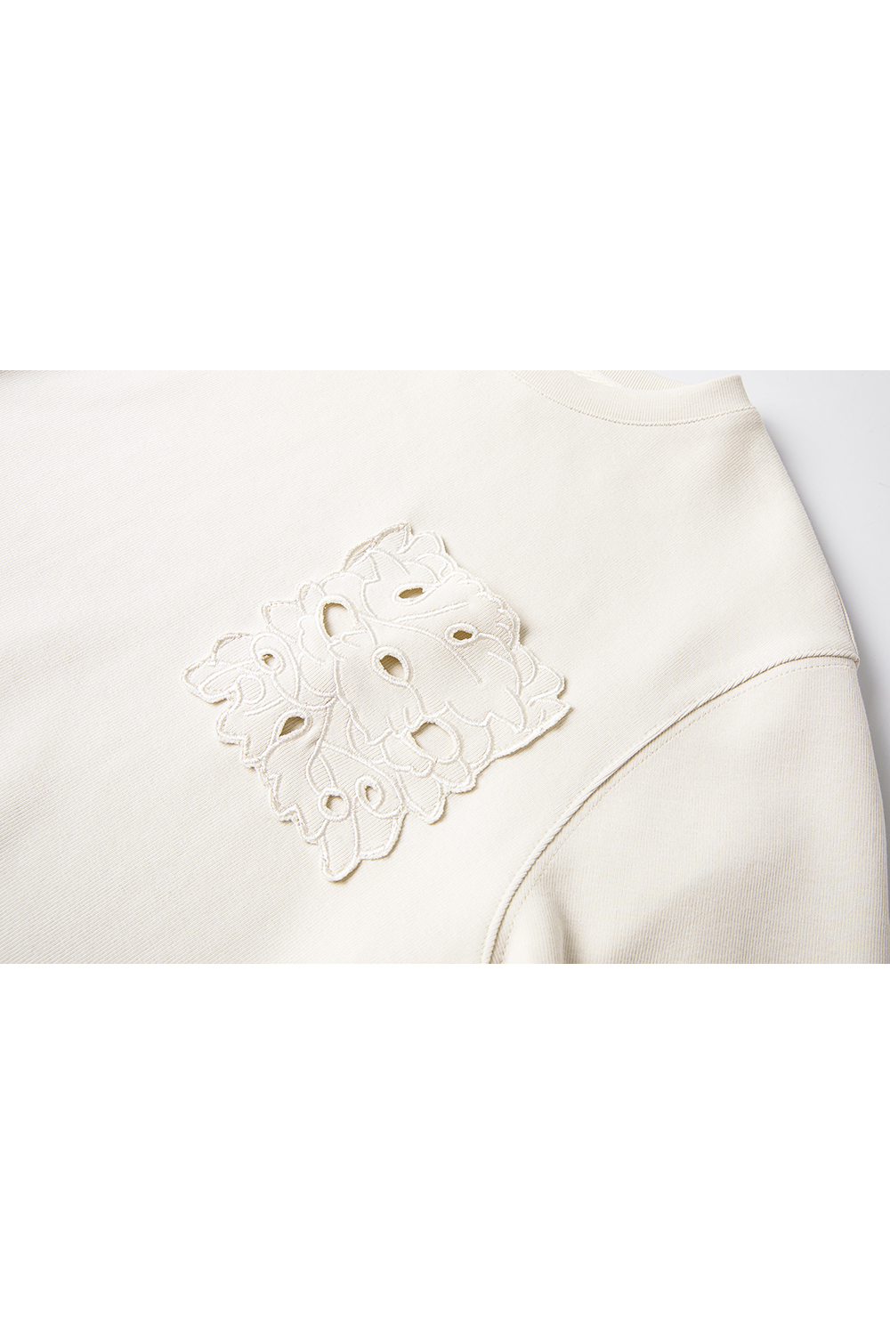 Hollow embroidered round neck tops and trousers-VIMLYSTORE