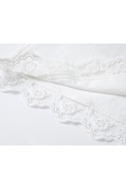 Lace-Decorated Hooded T-Shirt